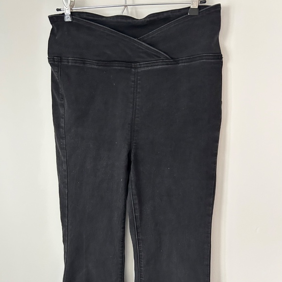 Free People We The Free Venice Beach Flare Jean Women's 29 Pull On Black - Picture 3 of 5